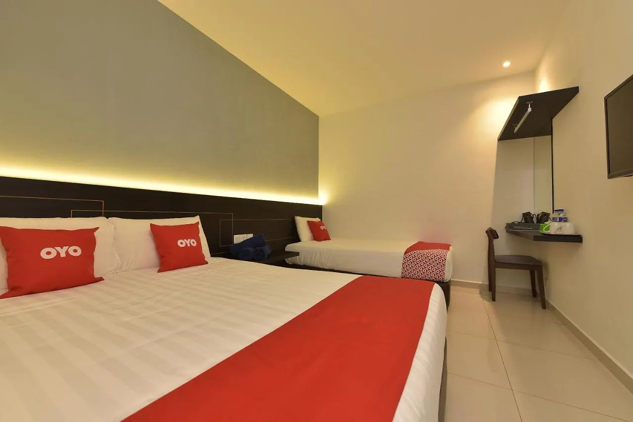 Capital O 90609 Gc Hotel 新山
